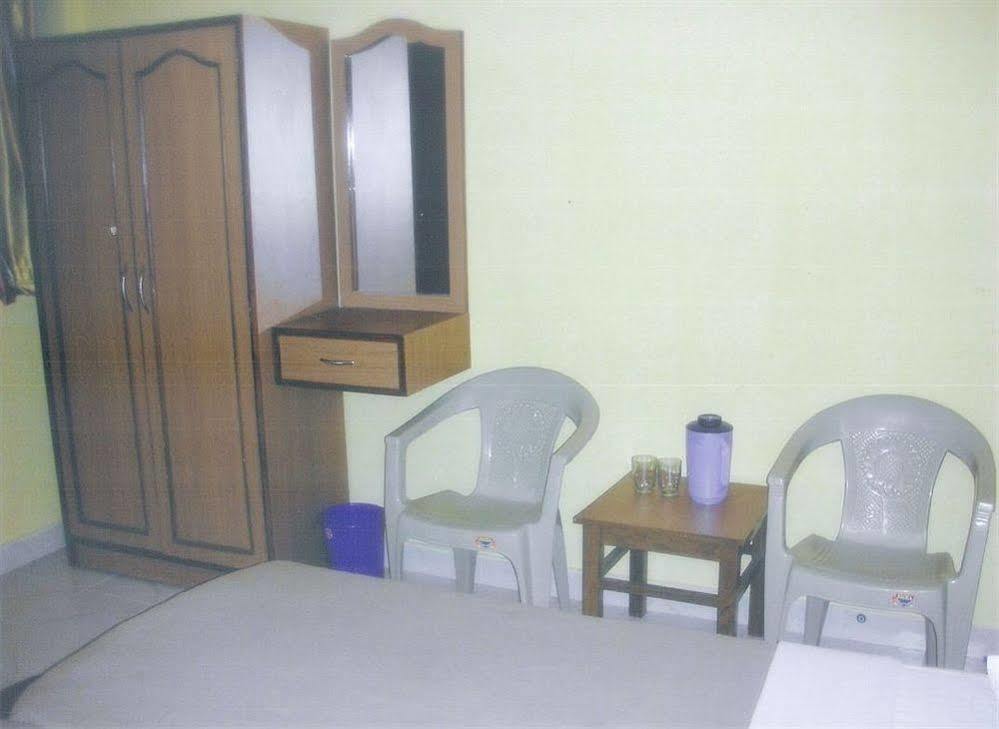 Fabhotel Ashirwad - Nr Mall De Goa, Porvorim
